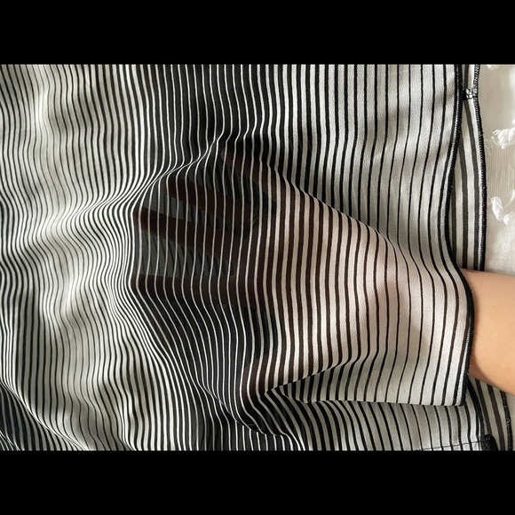 Charlotte russe women’s top - Picture 3 of 4